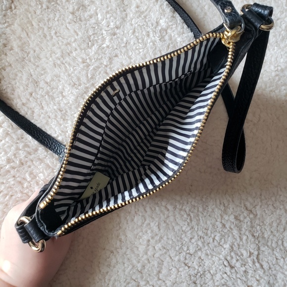 ♠️Kate Spade Crossbody♠️ - Picture 4 of 8